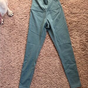 Lululemon Athletica 25” Wunder Train HR leggings